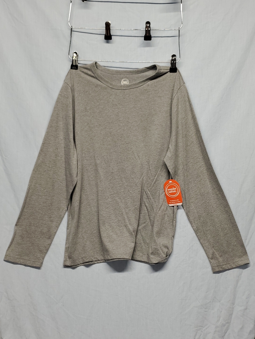 wonder nation Gray Long Sleeve Crew Tee -97